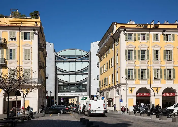 France-studio-nice-carre D'or *